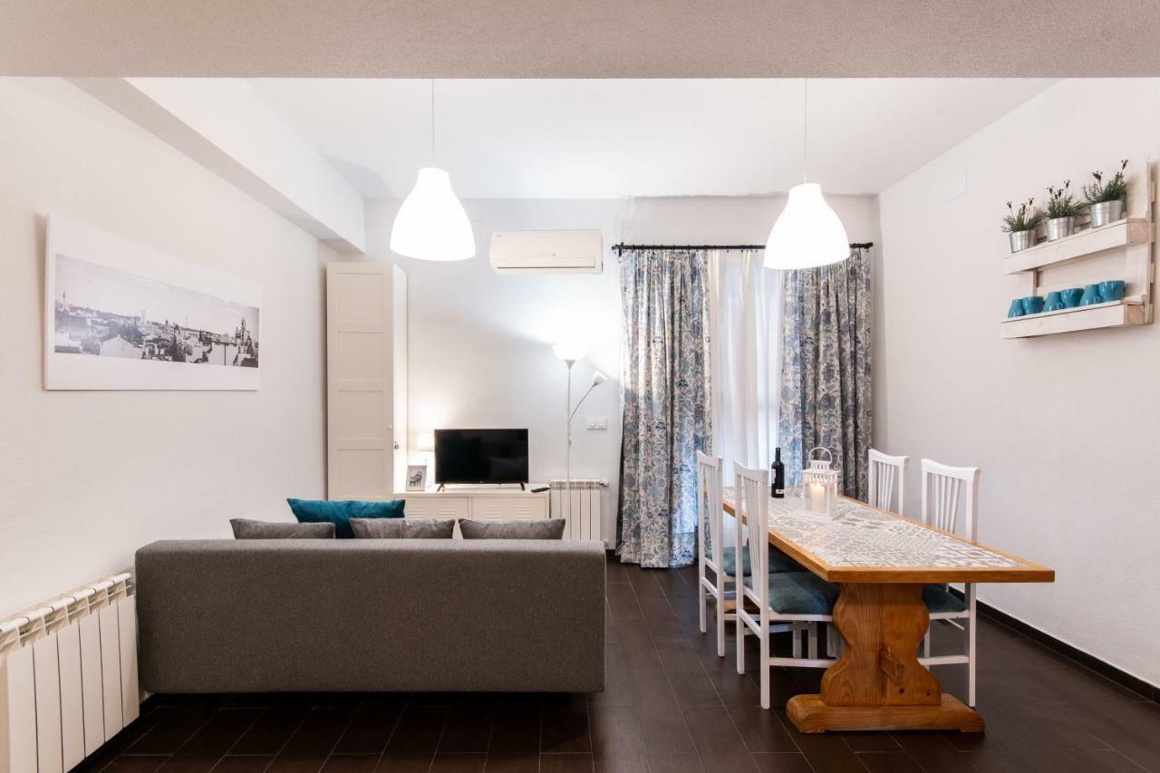 1 Habitacion Apartamento Temporada Lucero Madrid Exteriör bild