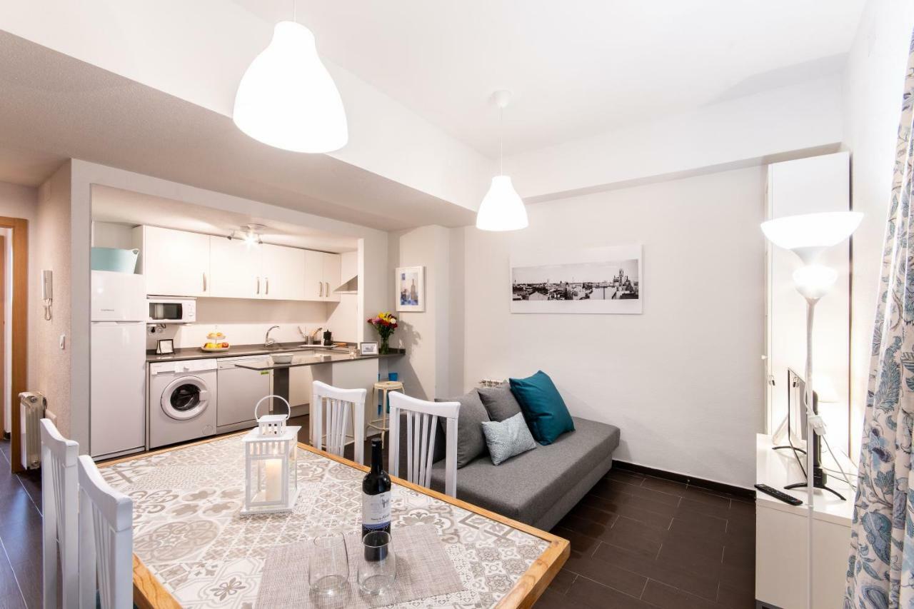 1 Habitacion Apartamento Temporada Lucero Madrid Exteriör bild