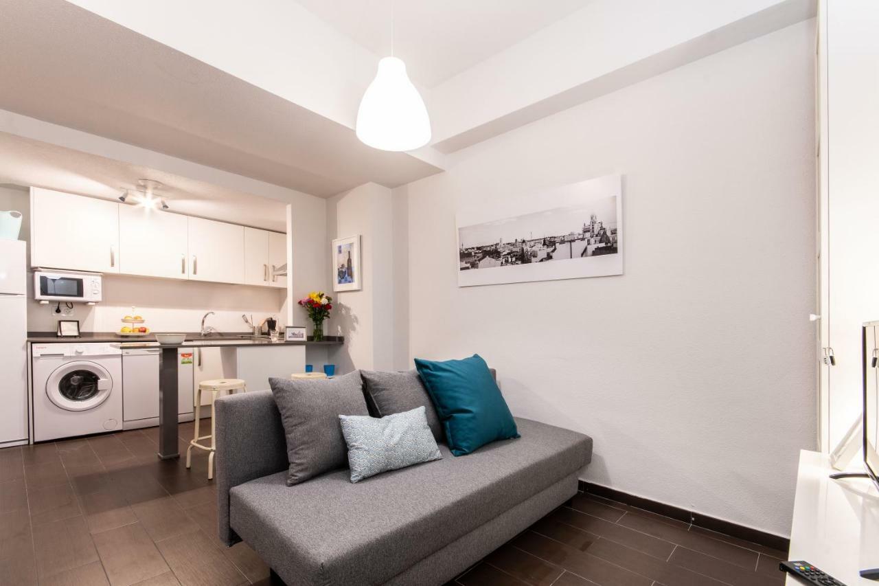 1 Habitacion Apartamento Temporada Lucero Madrid Exteriör bild